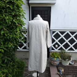 着物リメイク　ハンドメイド　白大島　コートドレス 8枚目の画像