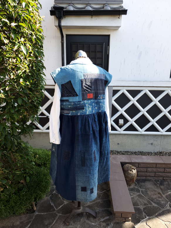 着物リメイク　ハンドメイド　藍の濃淡、BORO ランル　ジャンパースカート 9枚目の画像