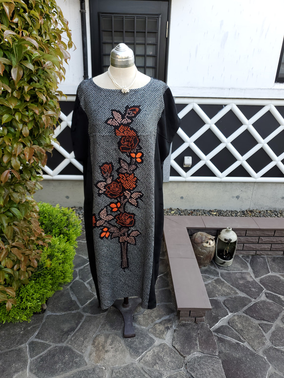 着物リメイク　ハンドメイド　素敵な柄　絞りの羽織　リメイク　ワンピース　 1枚目の画像