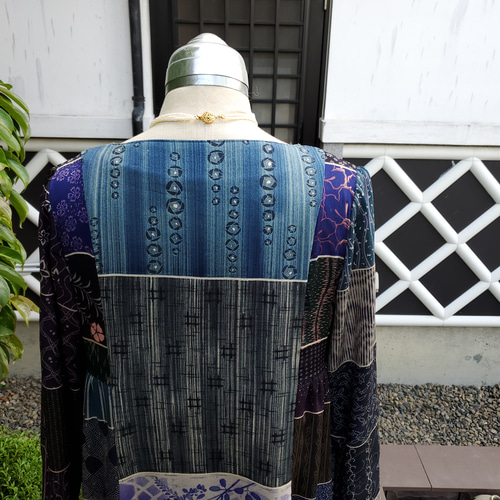 着物リメイク ハンドメイド 珍しい錦砂の柄見本 素敵なワンピース 裏地 