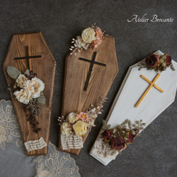 手作り木製棺のハロウィンアレンジ・P1（インテリア・スワッグ ・壁飾り・ハロウィン・棺桶・十字架・クロス） 6枚目の画像