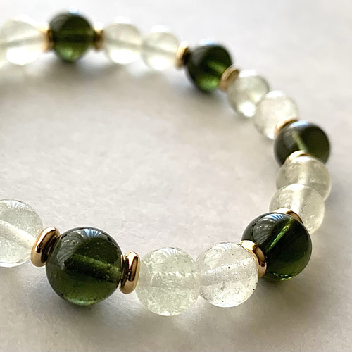 ヴィヴィアンミディアムオーブネックレスシルバー×ブラックマルチ