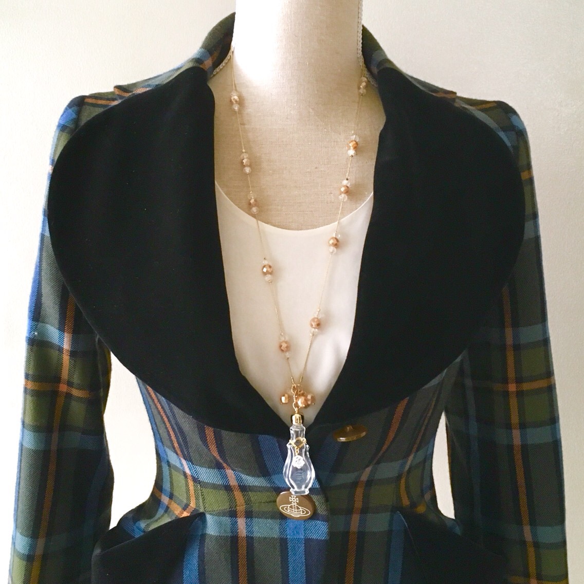 PARFUM No.7☆クリスタルの香水瓶のネックレス☆クラック水晶シャンパンオーラ・クラック水晶ロンデル・水晶