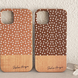 天然木♡名入れ！選べる2色♪ BEIGE BROWN DOT iPhone ベージュ ブラウン ドット柄 スマホケース 1枚目の画像