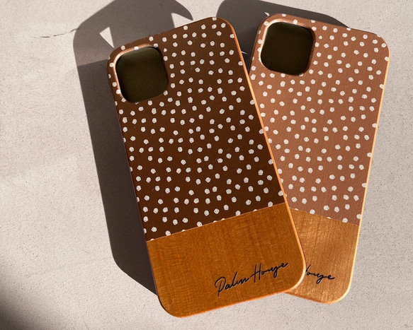 天然木♡名入れ！選べる2色♪ BEIGE BROWN DOT iPhone ベージュ ブラウン ドット柄 スマホケース 2枚目の画像