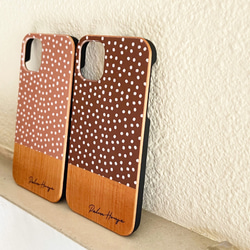 天然木♡名入れ！選べる2色♪ BEIGE BROWN DOT iPhone ベージュ ブラウン ドット柄 スマホケース 3枚目の画像