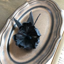 Archaeanthus brooch【Black】 4枚目の画像