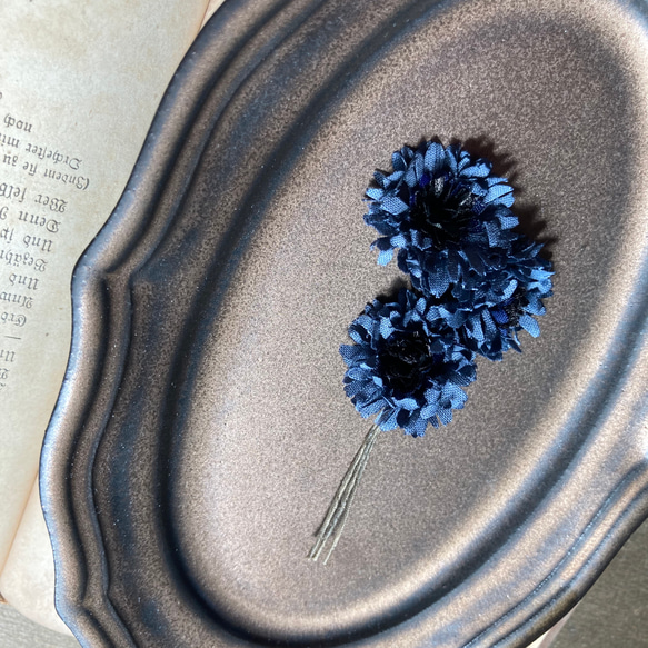 Mini daisy brooch【Royal Blue】 4枚目の画像
