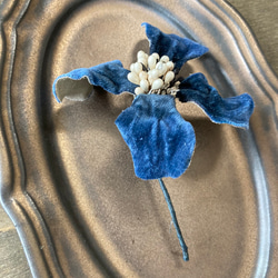 Cross flower  brooch【Ink blue】 2枚目の画像