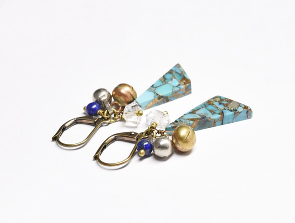 藍色銅綠松石和兩種類型的鈴鐺、herkimer 鑽石、青金石耳環 第7張的照片