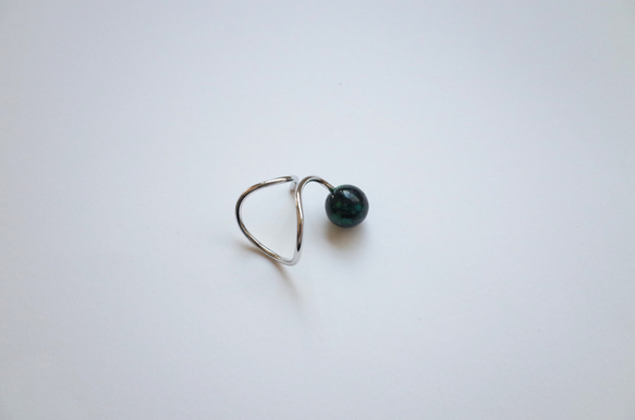 kurukuru earcuff///////ストーン付き 2枚目の画像