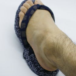 【デブバッパ考案！足のツボを考えた布草履】 デブバッパの凸凹布ぞうり ビーチサンダル型（25cm） 4枚目の画像