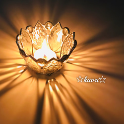 ステンドグラス　兜と小物たちセット ステンドグラス 小さな兜のパネル(フレームスタンド付き) その他