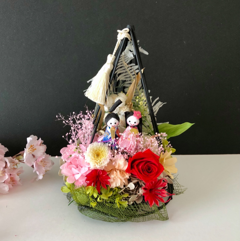 ひろりん様２点おまとめ♡クレイフラワー♡雛人形♡お雛様フラワーアレンジメント ひろりん様2点おまとめ♡クレイフラワー♡雛人形♡お雛様
