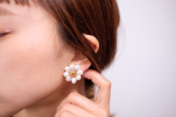 ciim  pearl flower pierce /beige14kgf（イヤリングの場合は備考欄へ 2枚目の画像