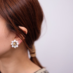 ciim  pearl flower pierce /charcoal gray 14kgf（イヤリングの場合は備考欄へ 2枚目の画像