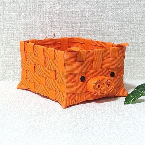 アンファン　enfant　コーハウス　ブタ小物入れ雑貨　　カントリー クラフトカゴ 子ブタちゃん 可愛いインテリア小物入れ オレンジ みかん
