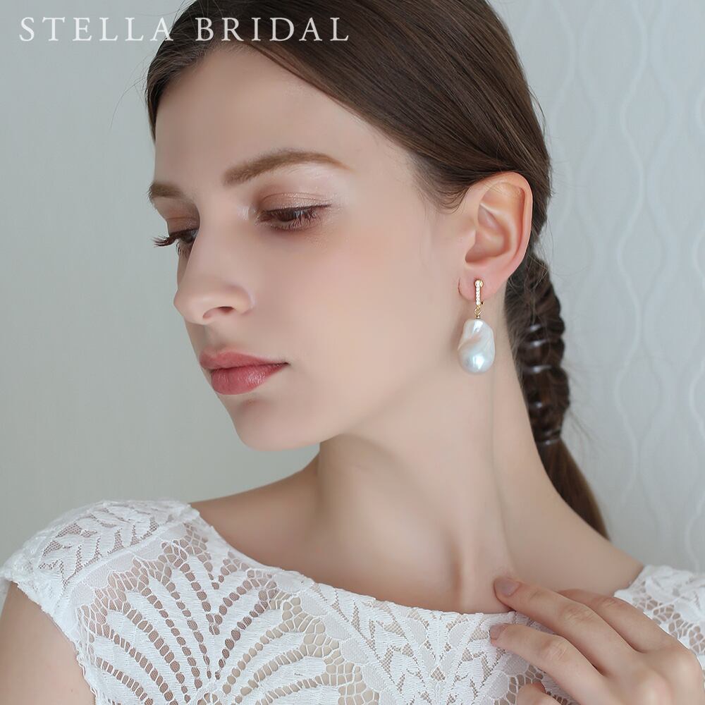 ブライダルやフォーマルにも＊選べるパール＊大粒バロックパールとキュービックジルコニアバーのピアス【受注生産品】