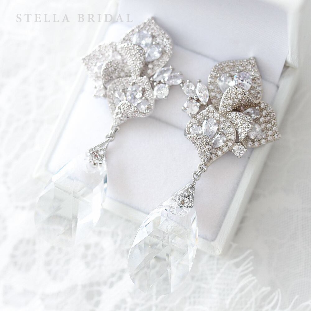 キュービックジルコニア ブライダルイヤリング フルール・ド・リー ドロップクリスタル