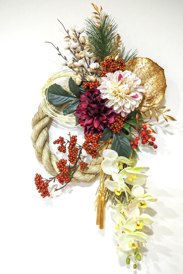 新年を祝う豪華極太しめ縄＊ダリアと胡蝶蘭の金が舞うお正月