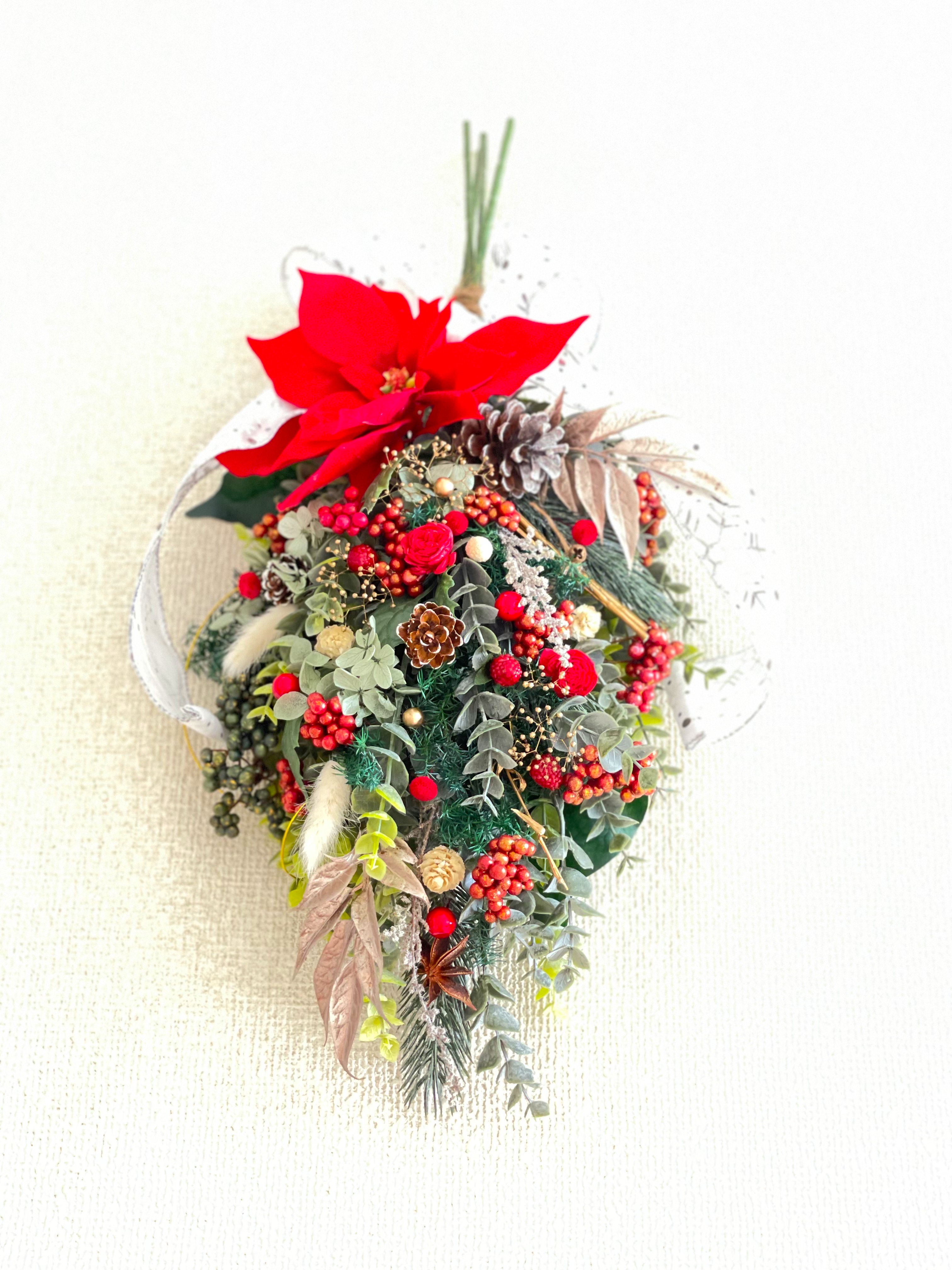 柊とポインセチアの冬を待つクリスマスの壁飾り＊スワッグ
