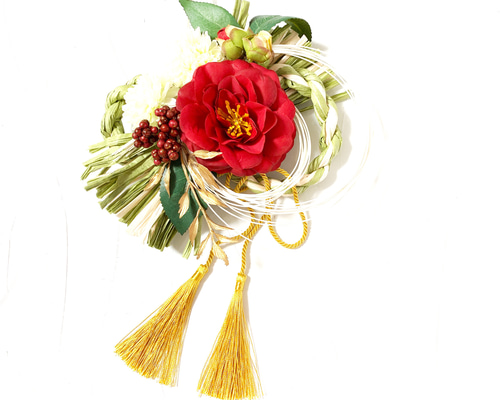 椿を包んだシンプルなしめ縄 0_519f68610b149f73a96d04799075