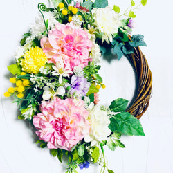 夏の贈り物ギフト＊ダリアとふわふわマムとグリーンの永遠に咲くアーティフィシャルフラワーリース 2枚目の画像