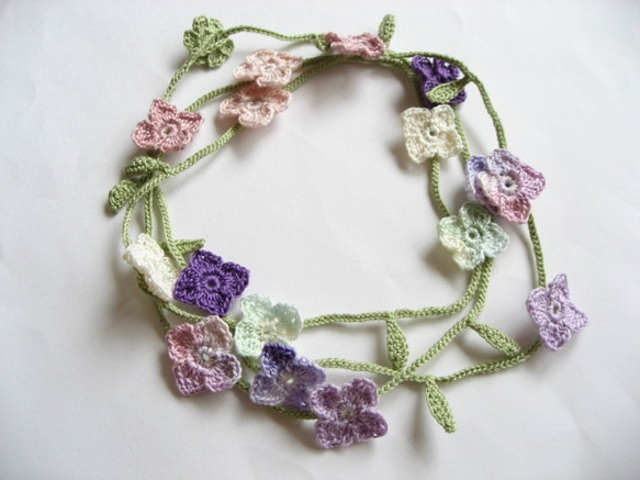 レース編み　紫陽花のネックレス自由自在 1枚目の画像