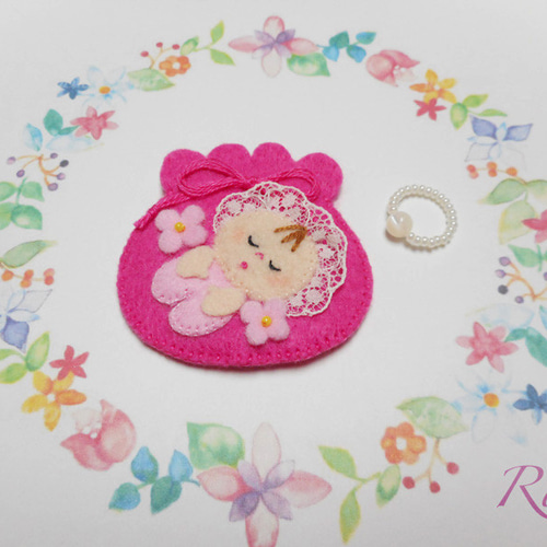 ぷりんちゃん様オーダー品　フェルトお守り さー様 オーダー品 フェルトお守り - メルカリ