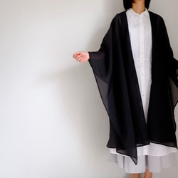 New Long Cape Coat Re_1say /亮片雪紡聚酯纖維[黑色格子] 第1張的照片