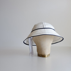 ＊sold＊ セーラーハット 【 白 リネン に 紺 ステッチ 】 高原 ／ sailor hat linen 3枚目の画像