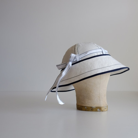 ＊sold＊ セーラーハット 【 白 リネン に 紺 ステッチ 】 高原 ／ sailor hat linen 8枚目の画像
