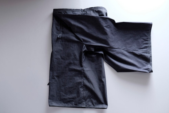 New Apron Wrap Pants / Cotton Chambray [Indigo] / 圍裙褲 第10張的照片