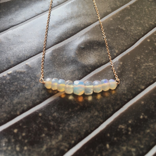 02《1点もの》プレシャスオパール 9石ネックレス☆14KGF【ゴールド