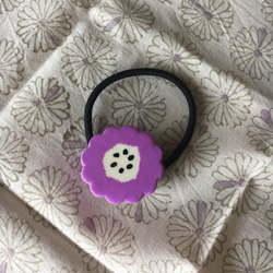 幸せフラワー ヘアゴム   優しい紫色 2枚目の画像