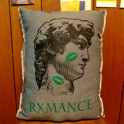 Rxmance （ クッション ）グリーン　【 シルクスクリーン 】 1枚目の画像
