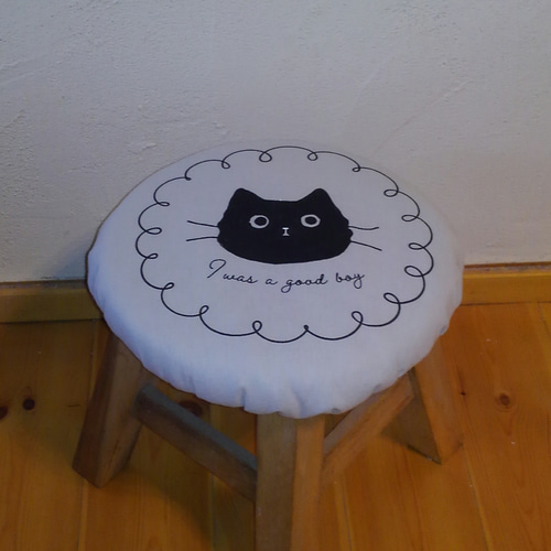 ネコ柄 丸椅子カバー ハンドメイド 直径３０ｃｍまで対応 ライトグレー