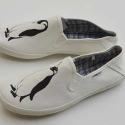 〔メンズ〕 ペンギンスリッポン　ホワイト　シューズ、靴、オリジナルデザイン 2枚目の画像