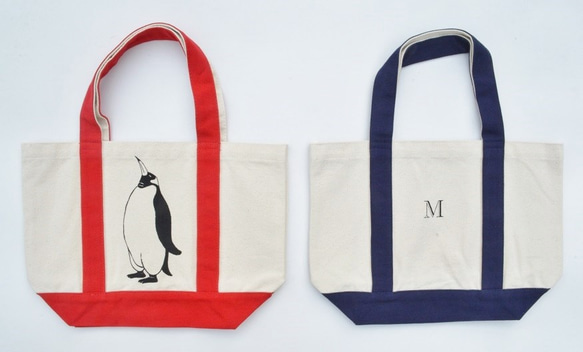 イニシャル入り、ペンギントートバッグ、キャンバストートバッグ、赤 1枚目の画像