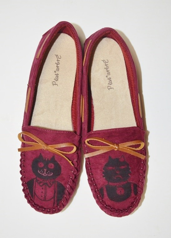 ネコ　リボン付手縫いモカシン 、シューズ、靴、オリジナルデザイン 1枚目の画像