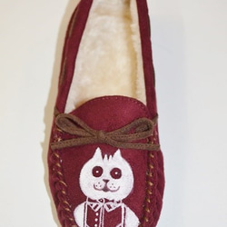 ネコ　リボン付手縫いボアモカシン 、シューズ、靴、オリジナルデザイン 3枚目の画像