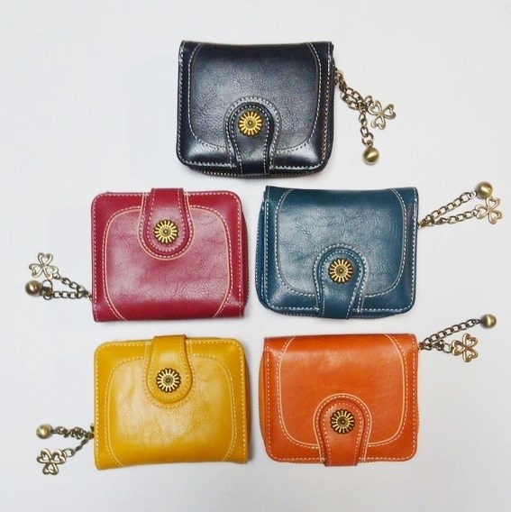 ハンドメイド 二つ折り財布