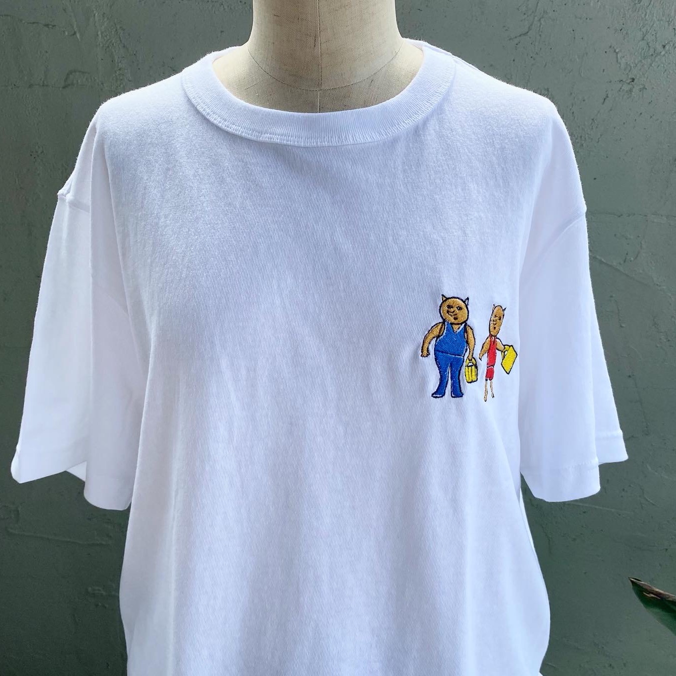 familiar 刺繍デザインTシャツ4枚セット