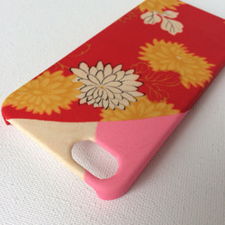 【 KIMONO】 アンティーク着物のiPhoneケース（紅白に菊） 4枚目の画像