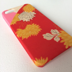 【 KIMONO】 アンティーク着物のiPhoneケース（紅白に菊） 5枚目の画像
