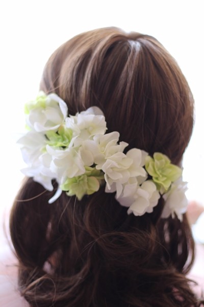 白いデンファレと紫陽花の髪飾り　（造花）
