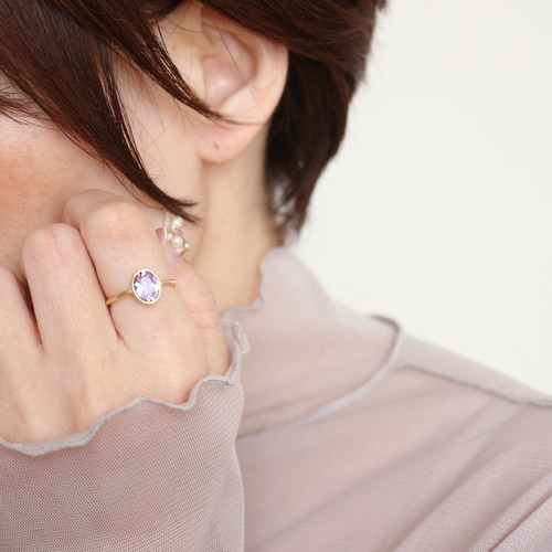 ライトアメジスト］のオーバルリング(10号or13号）クリスタルガラス