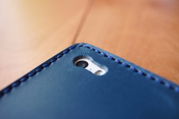 iPhone5・5S対応 レザーケース「ブルー」 3枚目の画像