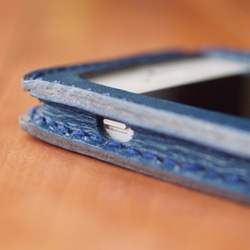 iPhone5・5S対応 レザーケース「ブルー」 5枚目の画像