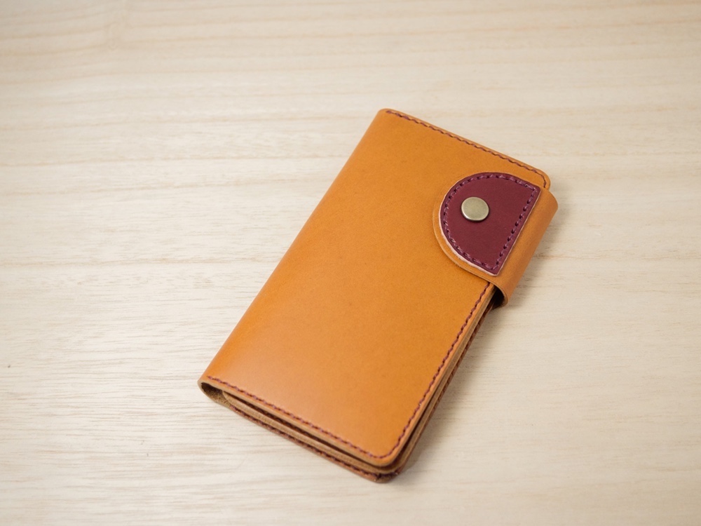 『受注製作』 iphone用 手帳型 レザーケース 革の色が23色＋12色から選べる ○Circle○